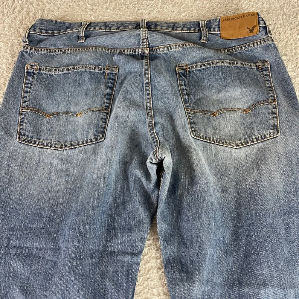American Eagle Low Loose Mens Jeans 38x30 Medium Wash Blue Denim Relaxed Fit